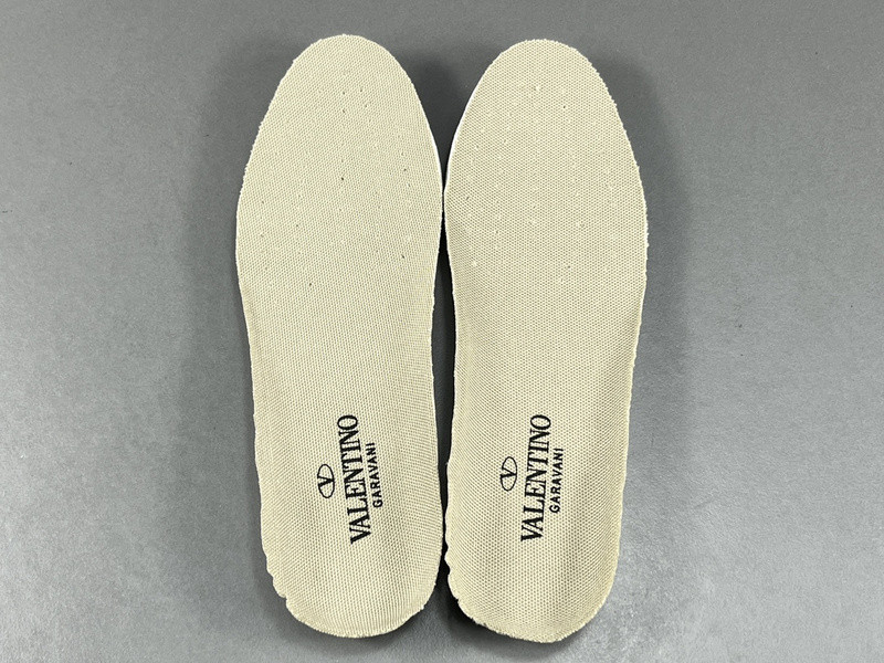 Va1e*ntin0 garavani totaloop