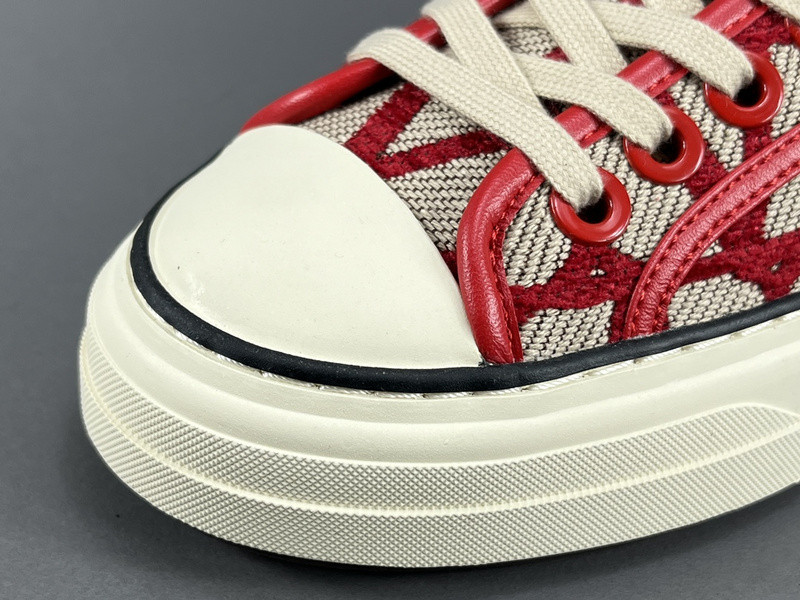 Va1e*ntin0 garavani totaloop