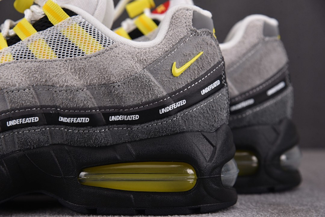 Nike Undefeated x Air Max 95 Yellow - IB4523-002