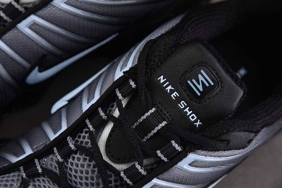 Nike Shox TL 