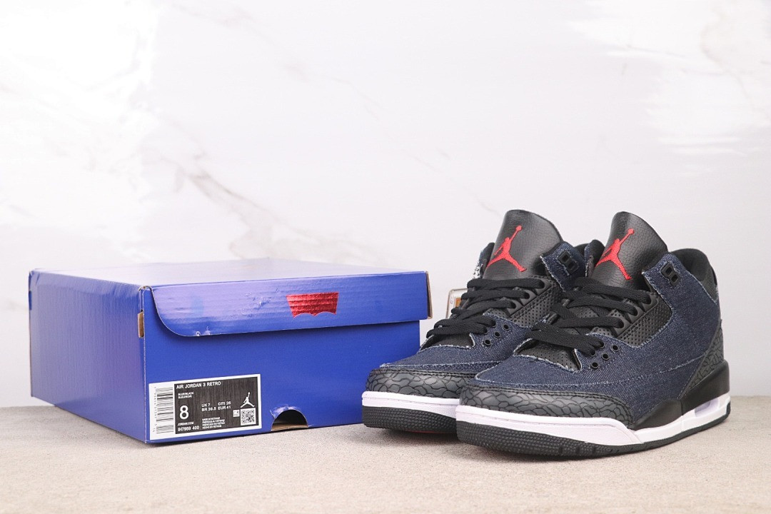 Nike Air Jordan 3 Retro x Levi