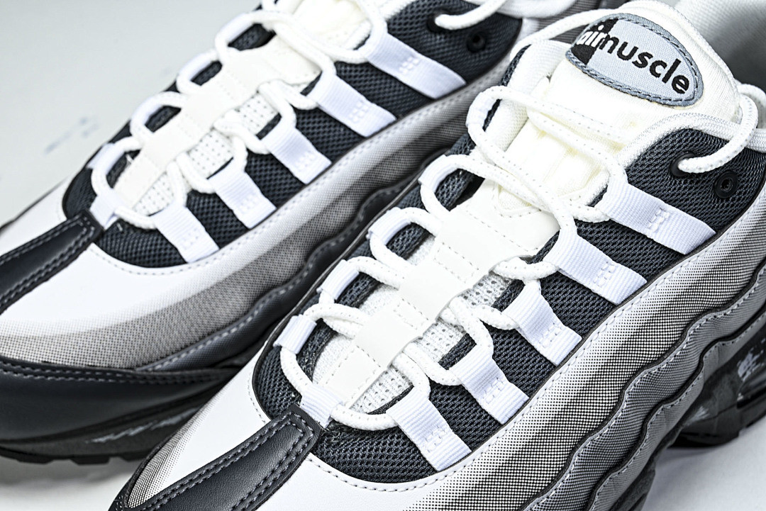 Yu Gi Oh Nike Air Max 95 "Jonouchi" II7404-100