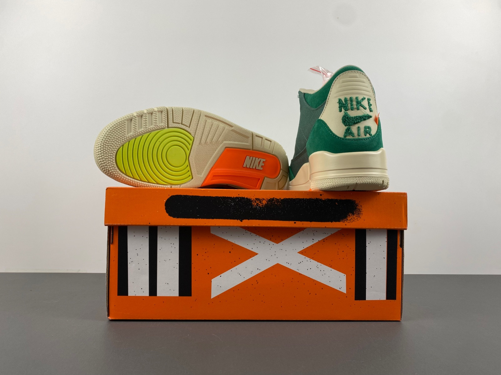 Air Jordan 3 SP "Bicoastal" | FZ7974-300