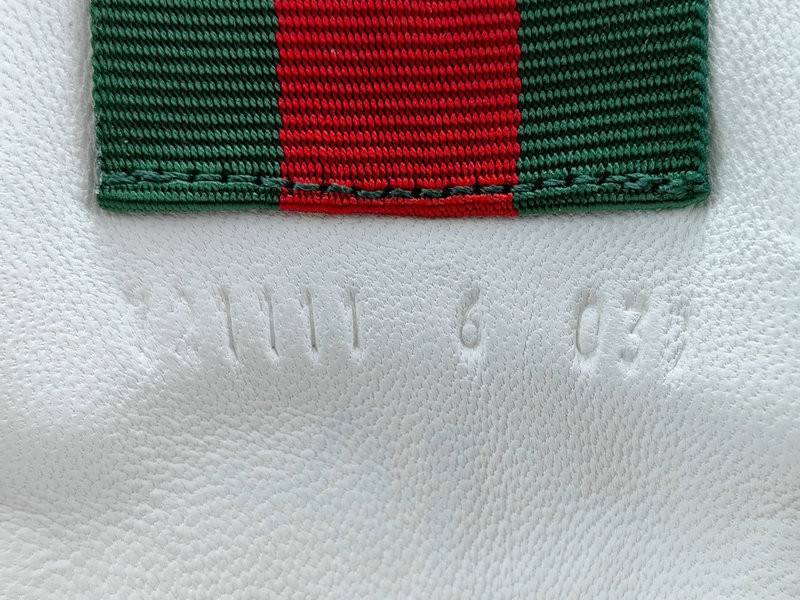 G*u*i re-web sneakers