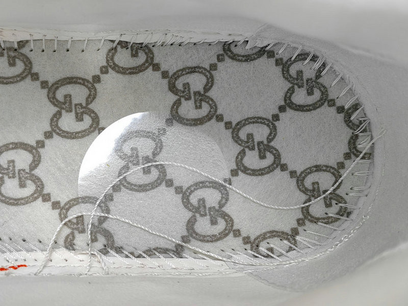 G*u*i re-web sneakers