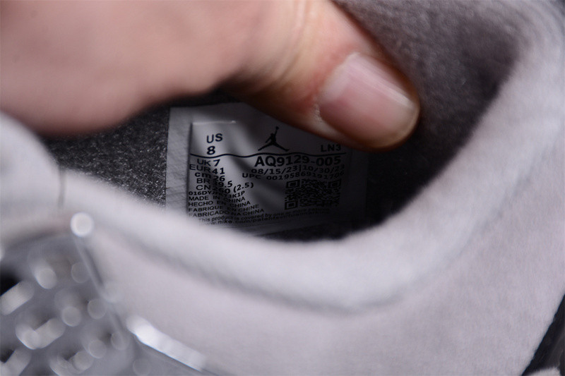 Air Jordan 4 WMNS AQ9129-005