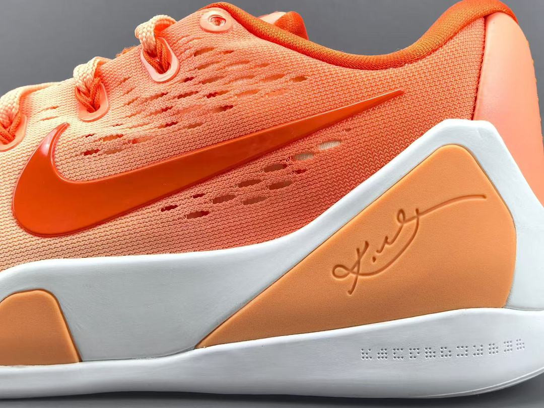 Nike Kobe 9 Elite Low EM Protro 