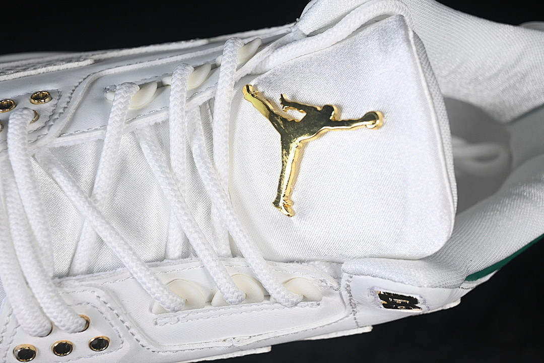 Air Jordan 3 Mexico "El Vuelo" IO1752-100