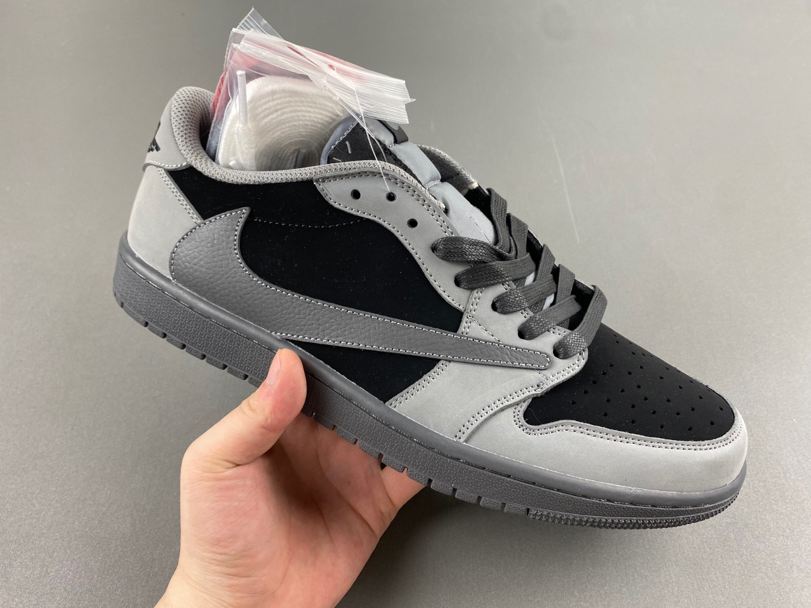Travis Scott x Air Jordan 1 Low OG DM7866-775