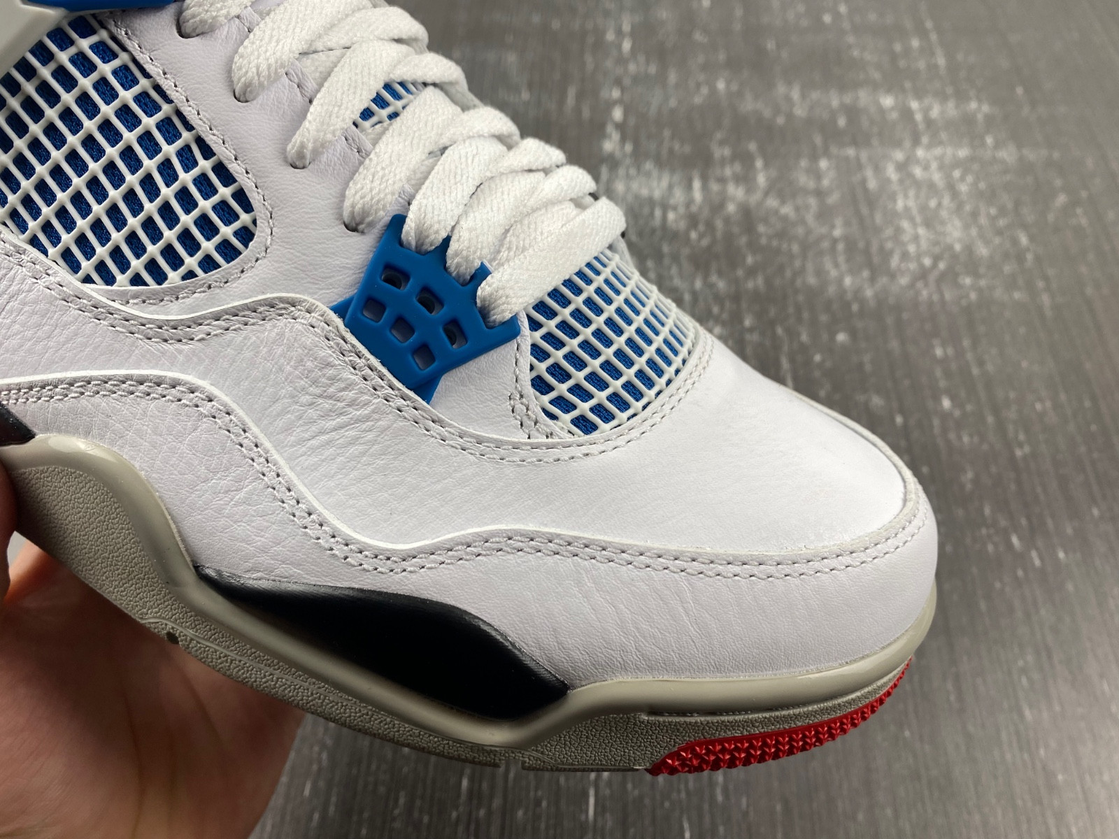 Air Jordan 4 Retro SE 