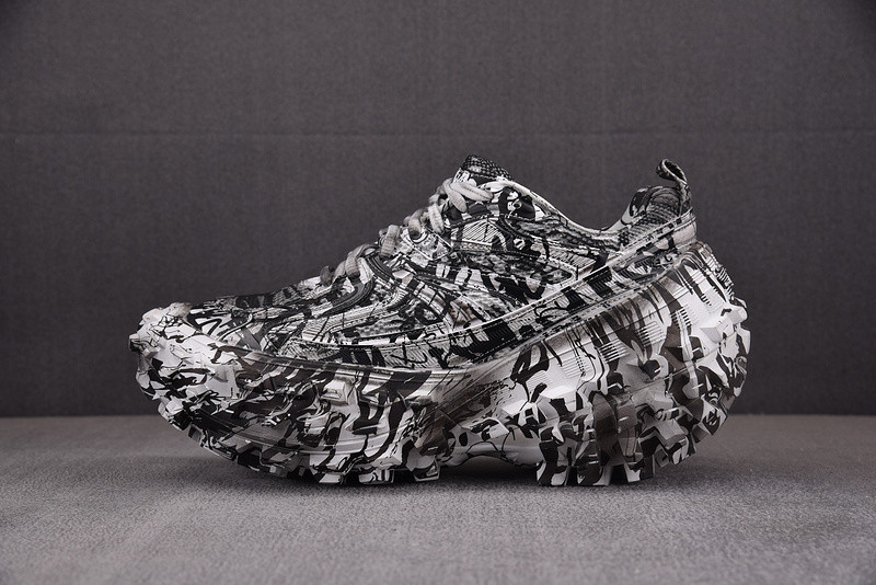 Ba*len*cia*ga bouncer chunky-sole sneakers