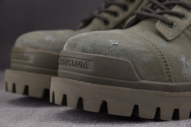 Ba*len*cia*ga strike combat boot