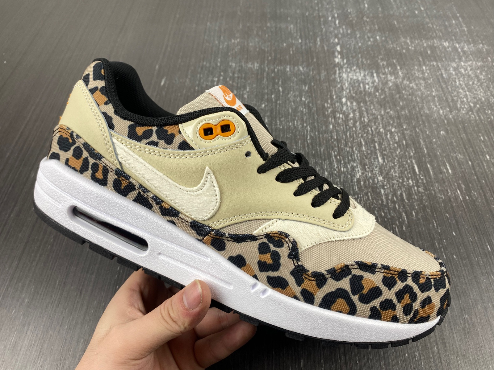 Nike WMNS Air Max 1 Premium Leopard BV1977-200