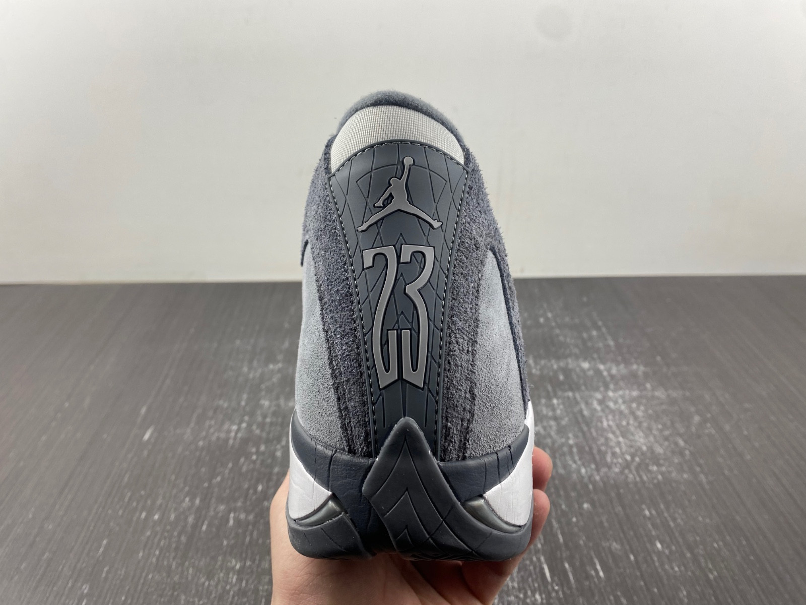 Jordan 14 Retro Flint Grey FJ3460-012