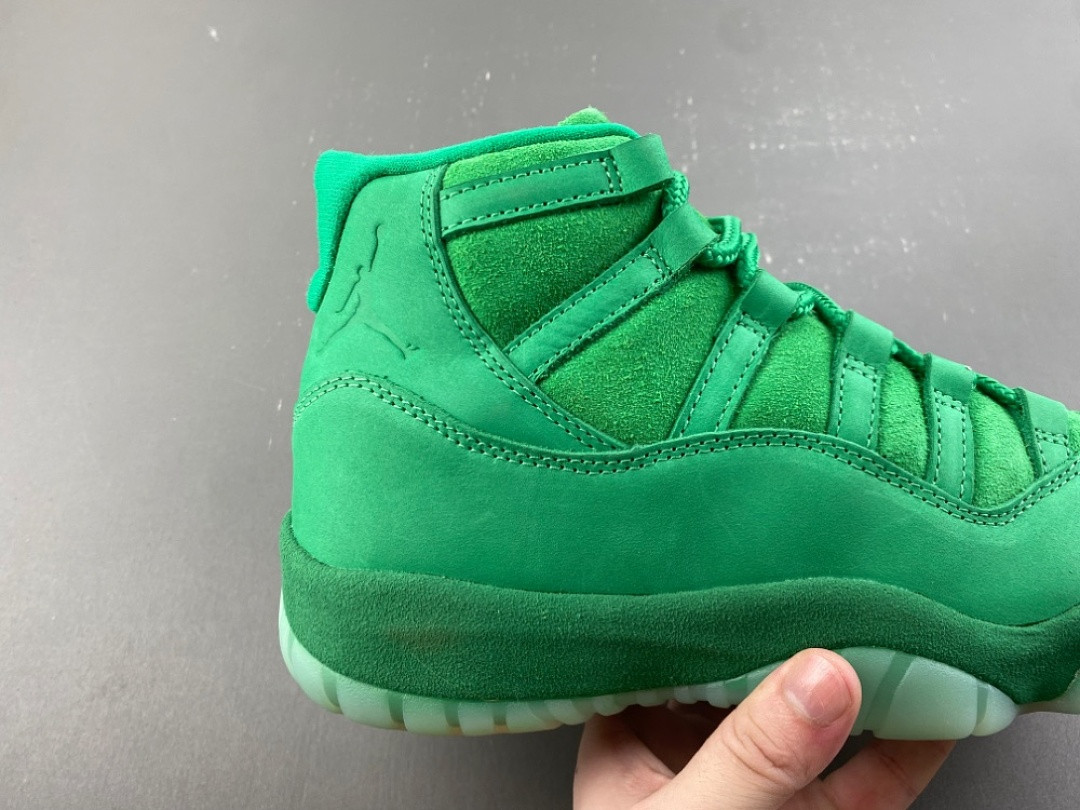 Air Jordan 11 “Green Screen” IQ5700-900