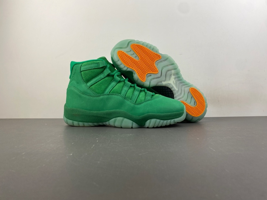 Air Jordan 11 “Green Screen” IQ5700-900