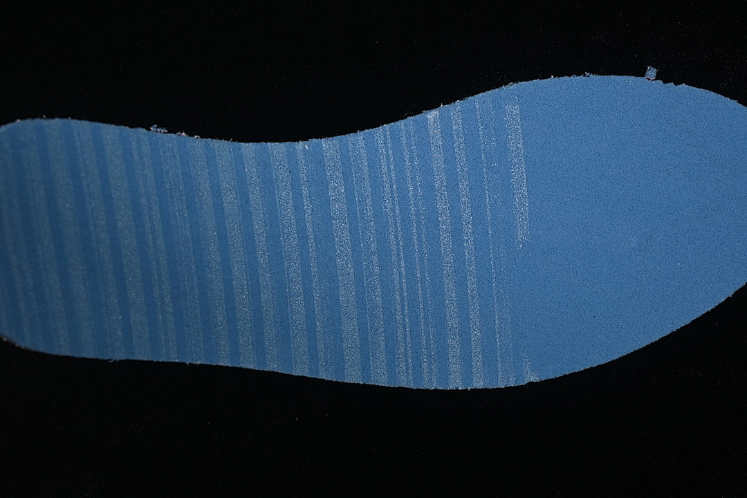 AIR JORDAN 1 LOW OG AJ1 LIGHT PINK/WHITE/APRICOT IQ7604-101