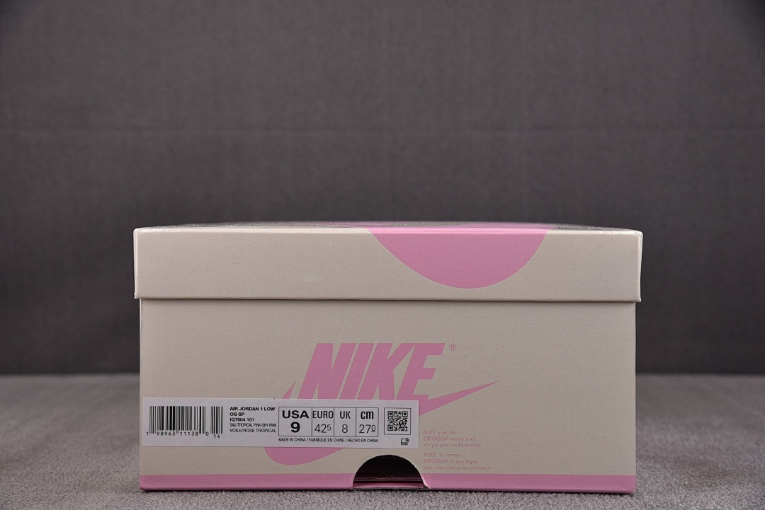 Air Jordan 1 Retro Low OG SP Travis Scott Shy Pink IQ7604-101
