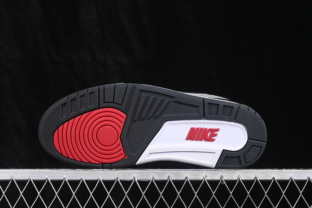 Jordan 3 Retro Levi’s Black IR0914-400