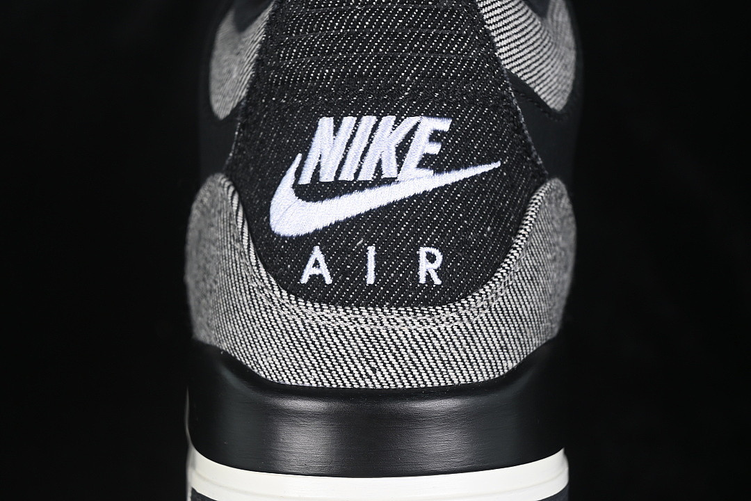 Jordan 3 Retro Levi’s Black IR0914-400