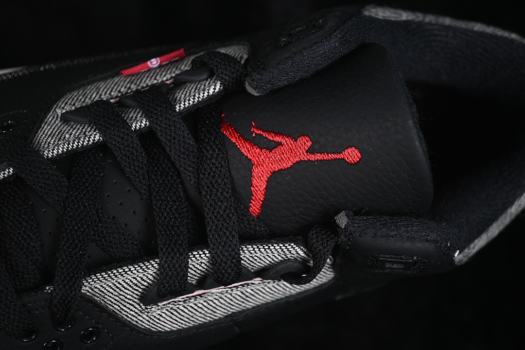 Jordan 3 Retro Levi’s Black IR0914-400