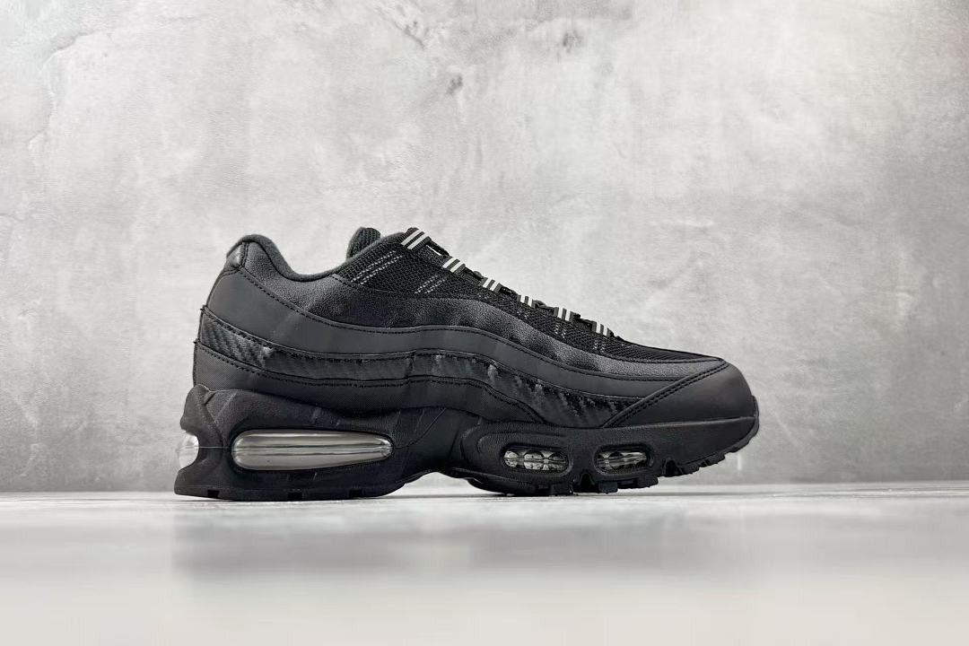 Nike Air Max 95 "Black/Metallic Silver" IR1474-010