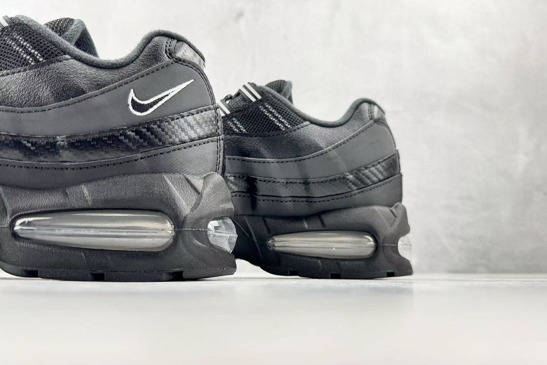 Nike Air Max 95 "Black/Metallic Silver" IR1474-010