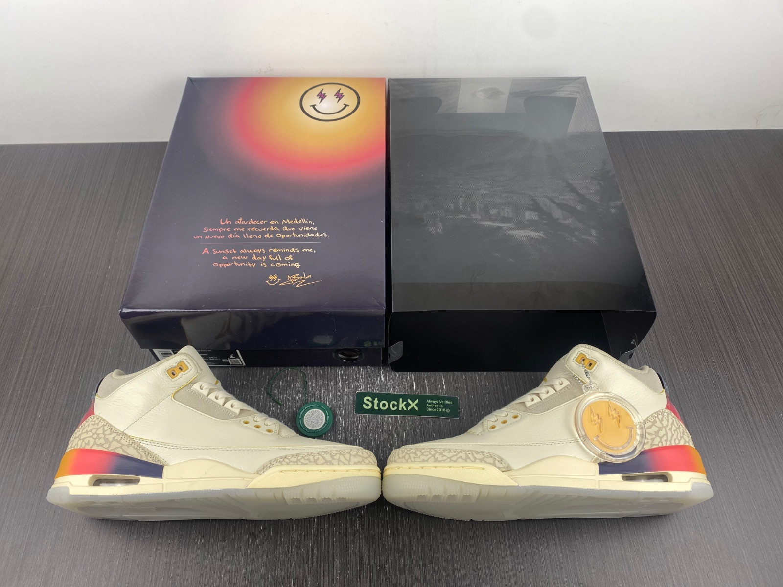 J Balvin x Air Jordan 3 "Medellín Sunset" FN0344-901