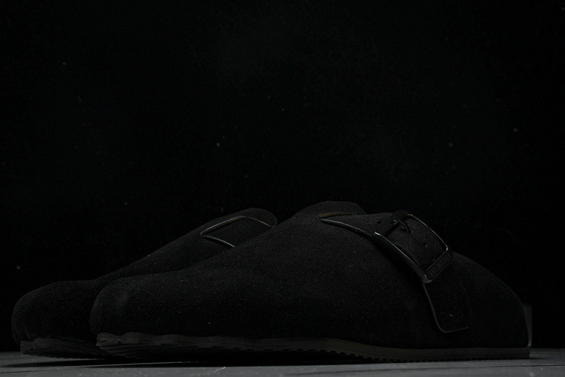 Ba*len*cia*ga Ba*len*cia*ga black ‘sunday’ suede slides