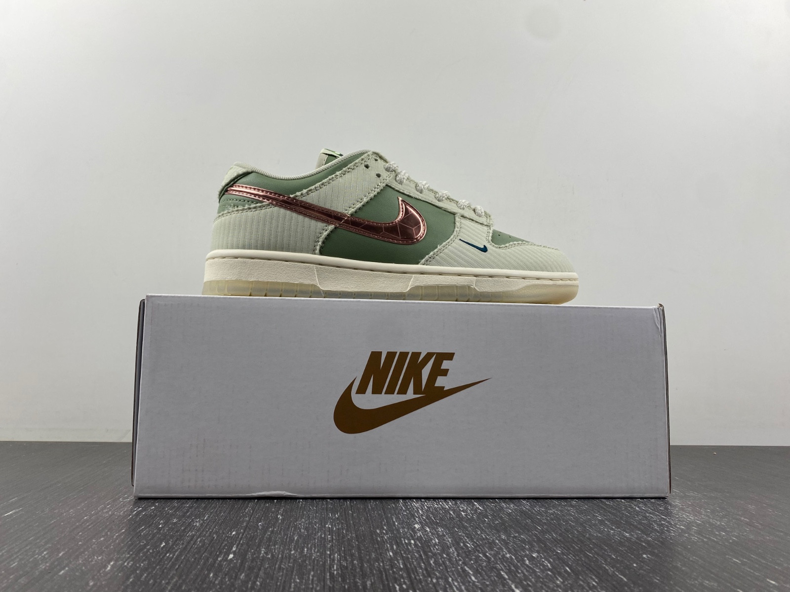 Kyler Murray x Nike Dunk Low Be 1 of One FQ0269-001