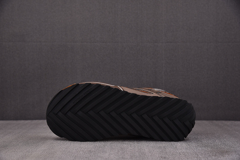 b0tt*ga Ven*ta orbit sneaker