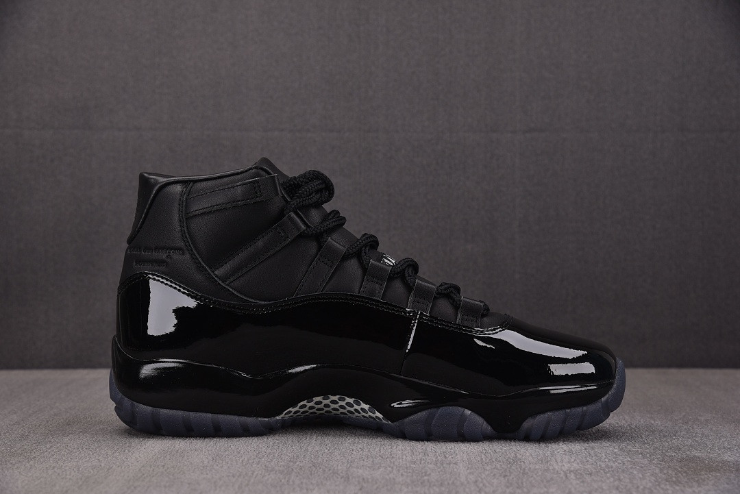 The CDG x Air Jordan 11 SP IV7639-001