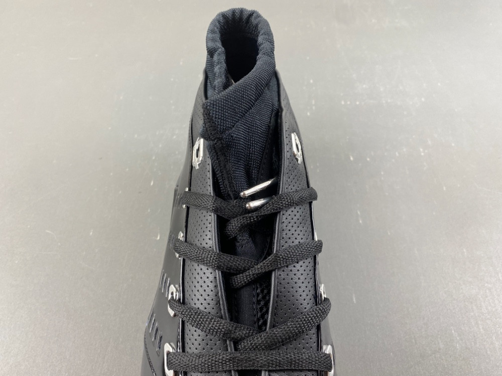Air Jordan 17 Low "Black Patent" IV7640-001