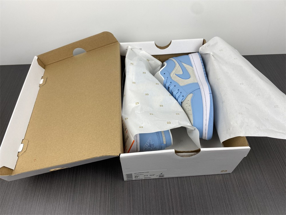 Air Jordan 1 Low "University Blue" DC0774-050