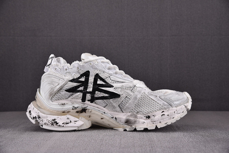 Ba*len*cia*ga runner graffiti 677403 w3ra9 9008