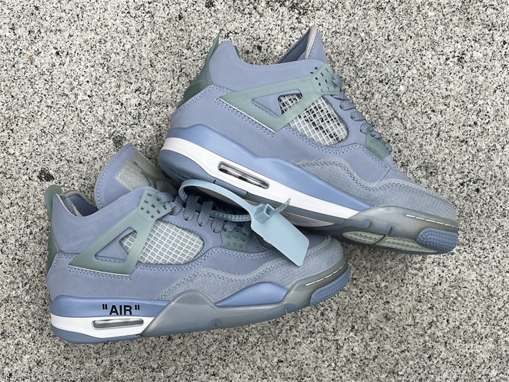 JORDAN 4 RETRO X OW BABY BLUE