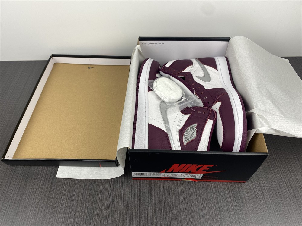 AIR JORDAN 1 RETRO HIGH OG “BORDEAUX” 555088-611