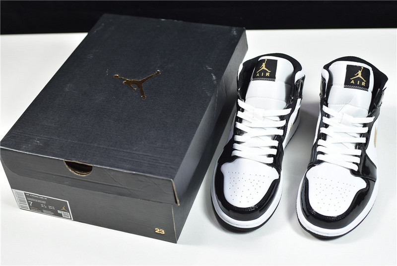 Air Jordan 1 Mid AJ1 852542-007