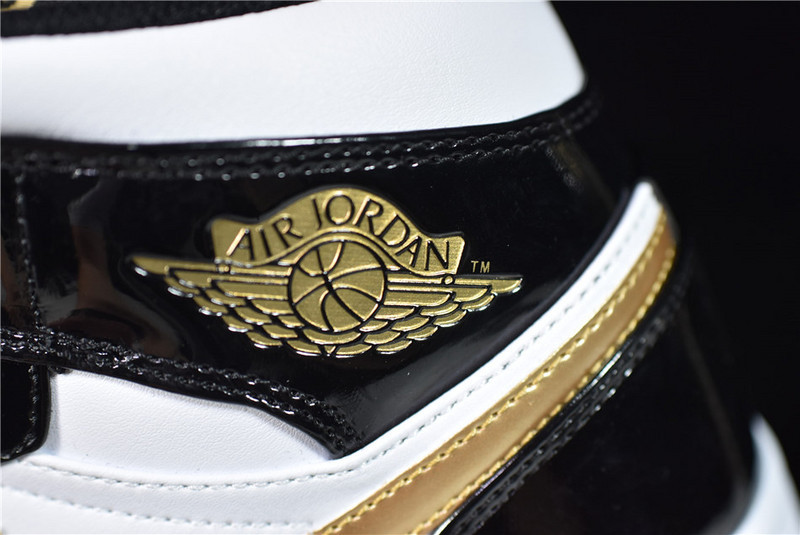 Air Jordan 1 Mid AJ1 852542-007