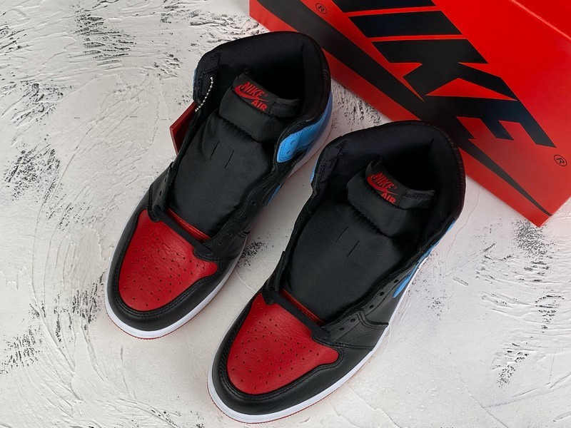 Air Jordan 1 High WMNS UNC Chicago CD0461-046