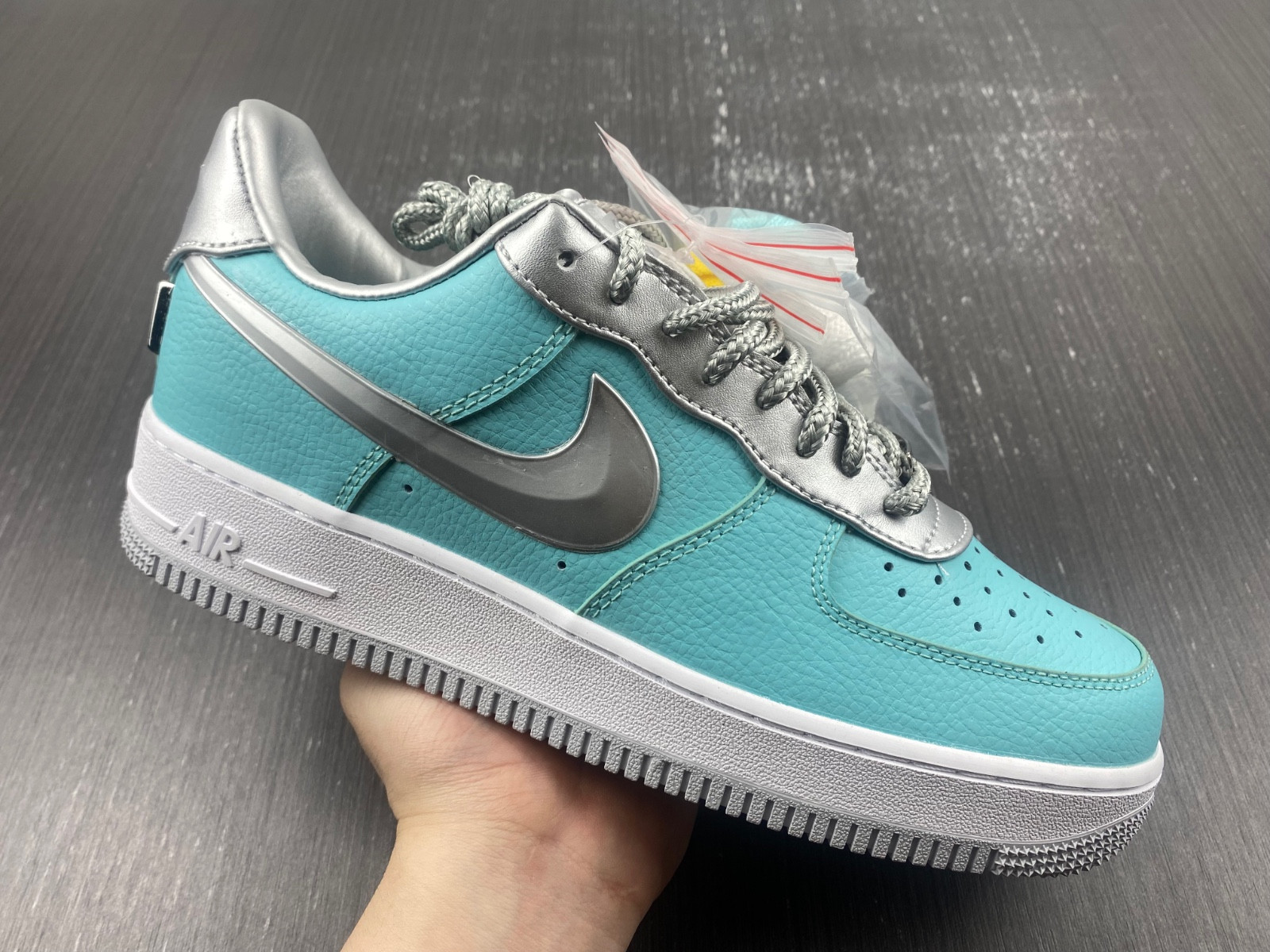 T*f*ny & co. x air force 1 low dz1382-003