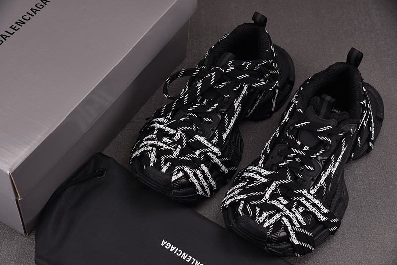 Ba1en*iaga 3XL SNEAKER