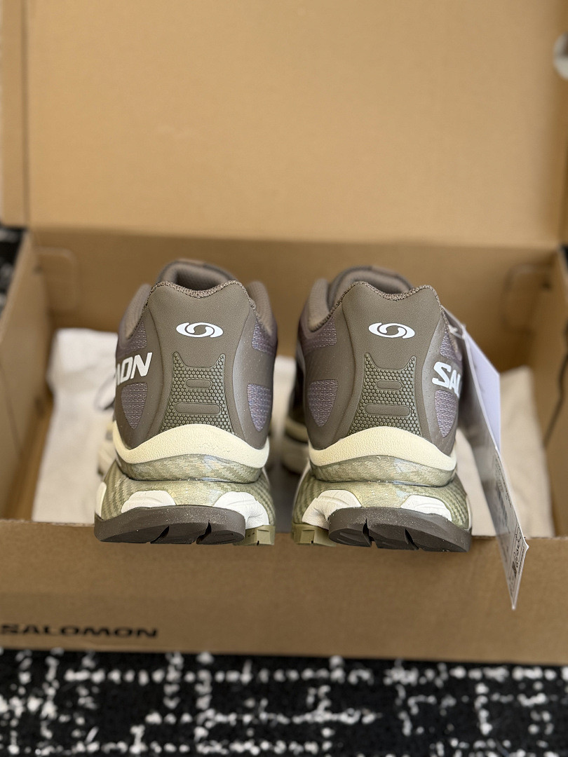 Salomon XT-4 OG Sneakers