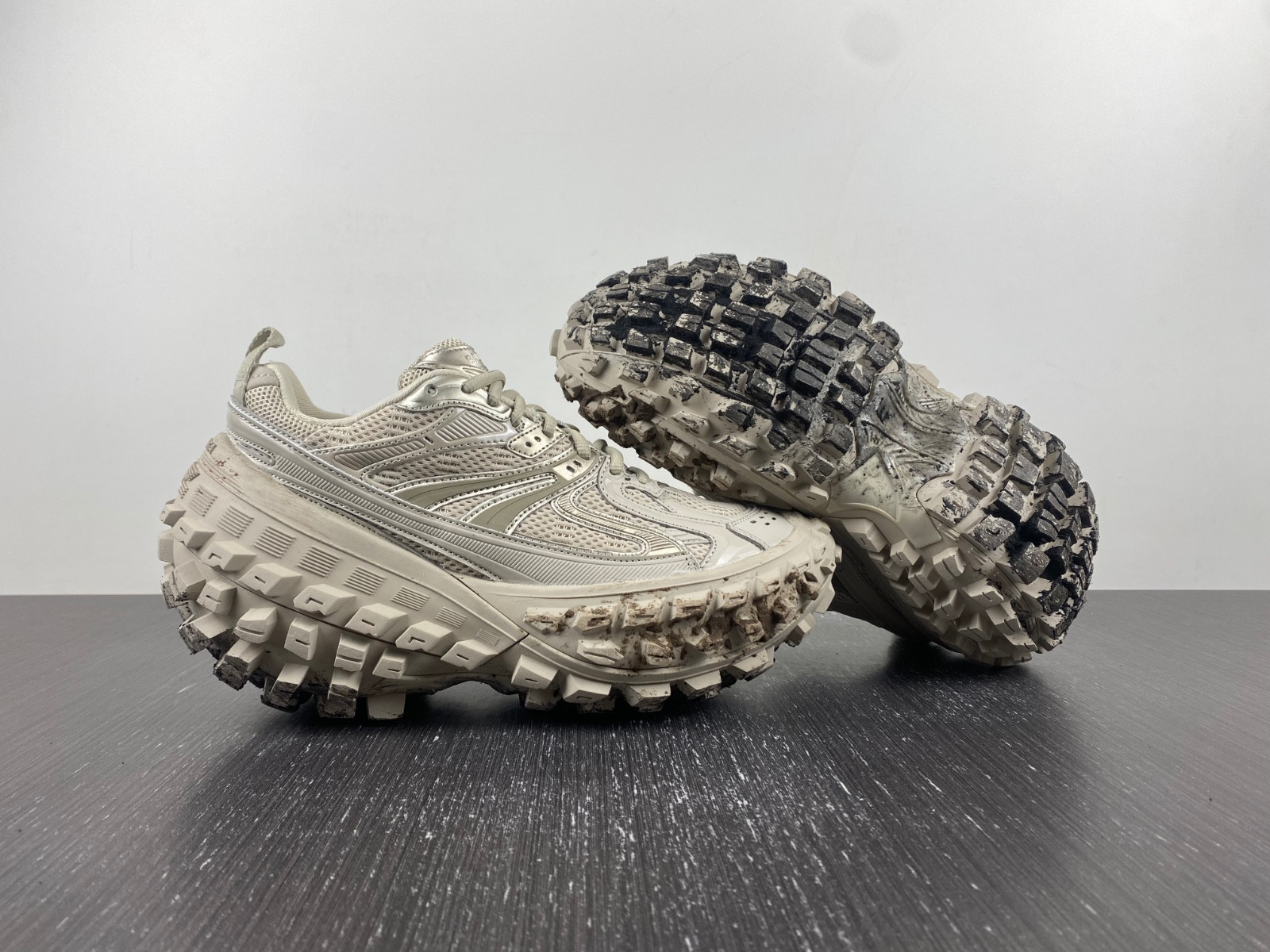 Ba*len*cia*ga bouncer chunky-sole sneakers