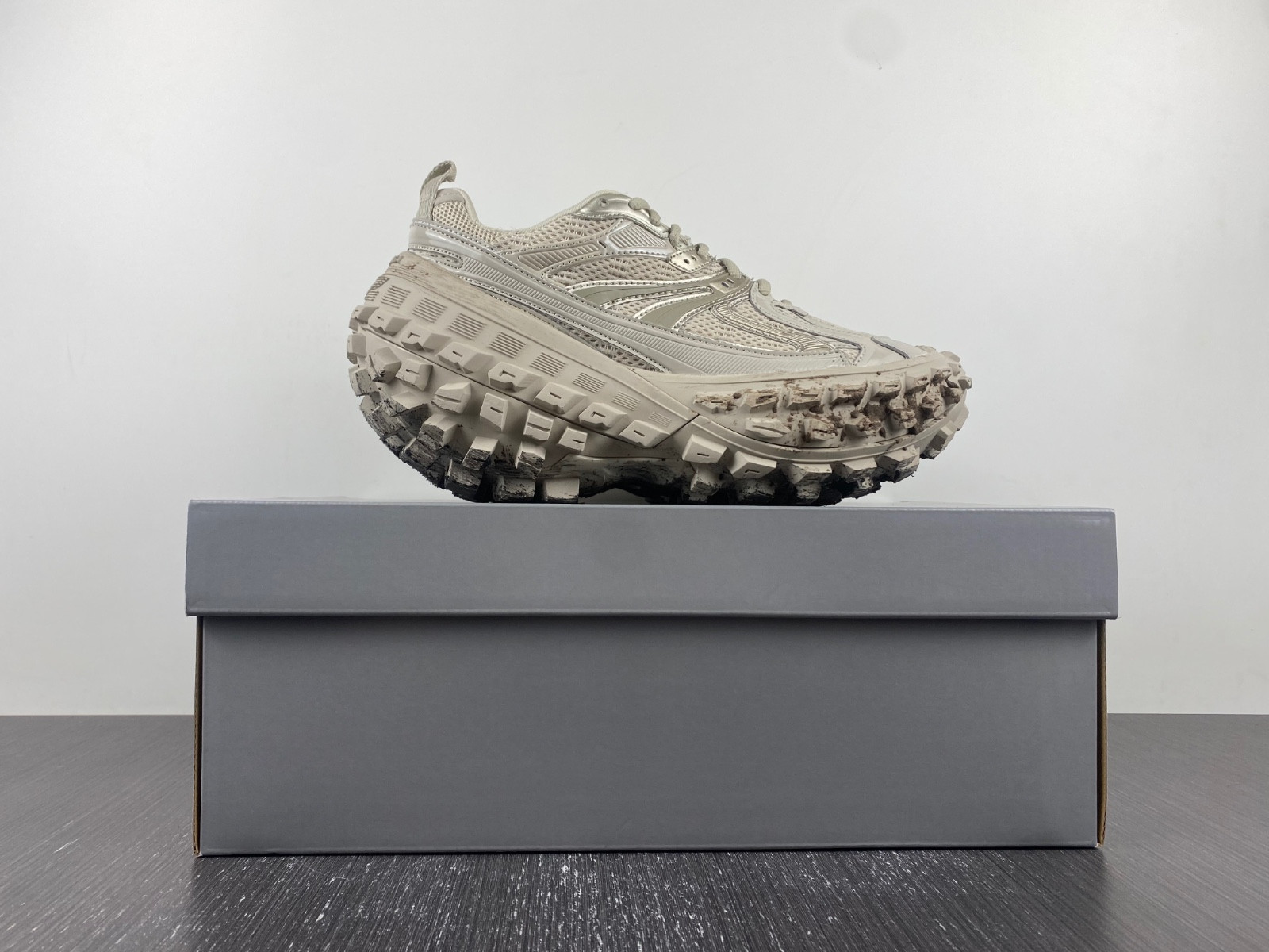 Ba*len*cia*ga bouncer chunky-sole sneakers