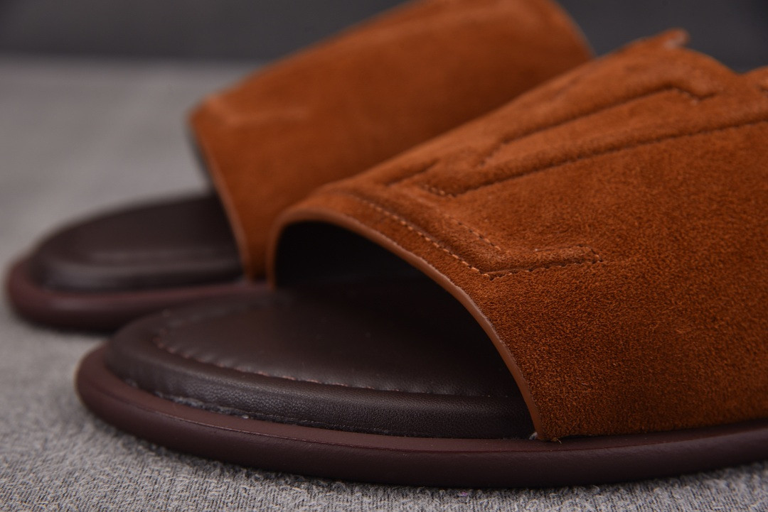 LOU1_TON SLIPPERS