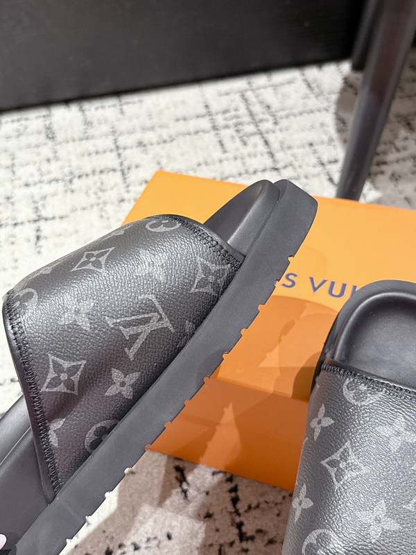 LOU1_TON SLIPPERS