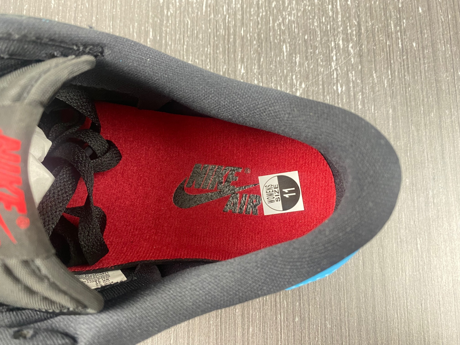 Air Jordan 1 Low OG UNC to Chicago CZ0775-046