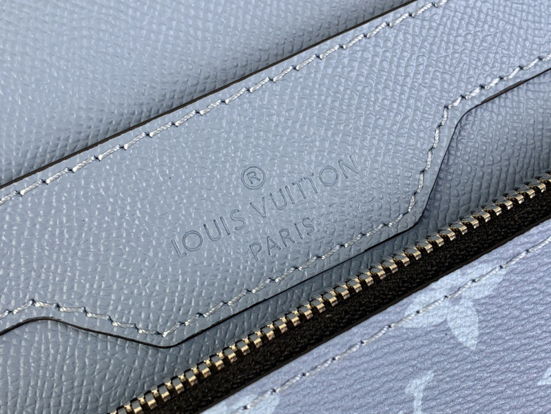 l0vis Vvtt0n trio jm messenger