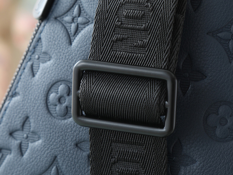 LV Duo Slingbag Monogram Shadow